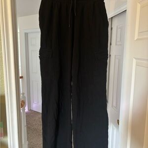 Old Navy Women's Black Wide-Leg Cargo Pants